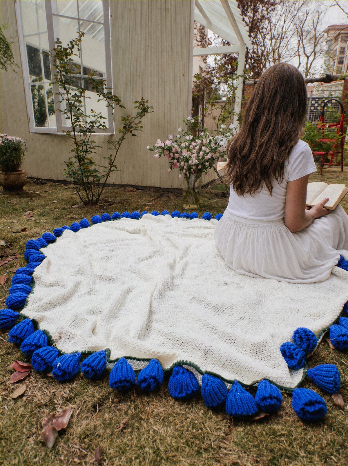 Bloomie Bouquet Blanket