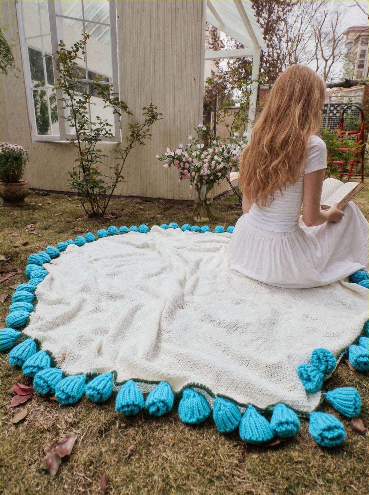 Bloomie Bouquet Blanket