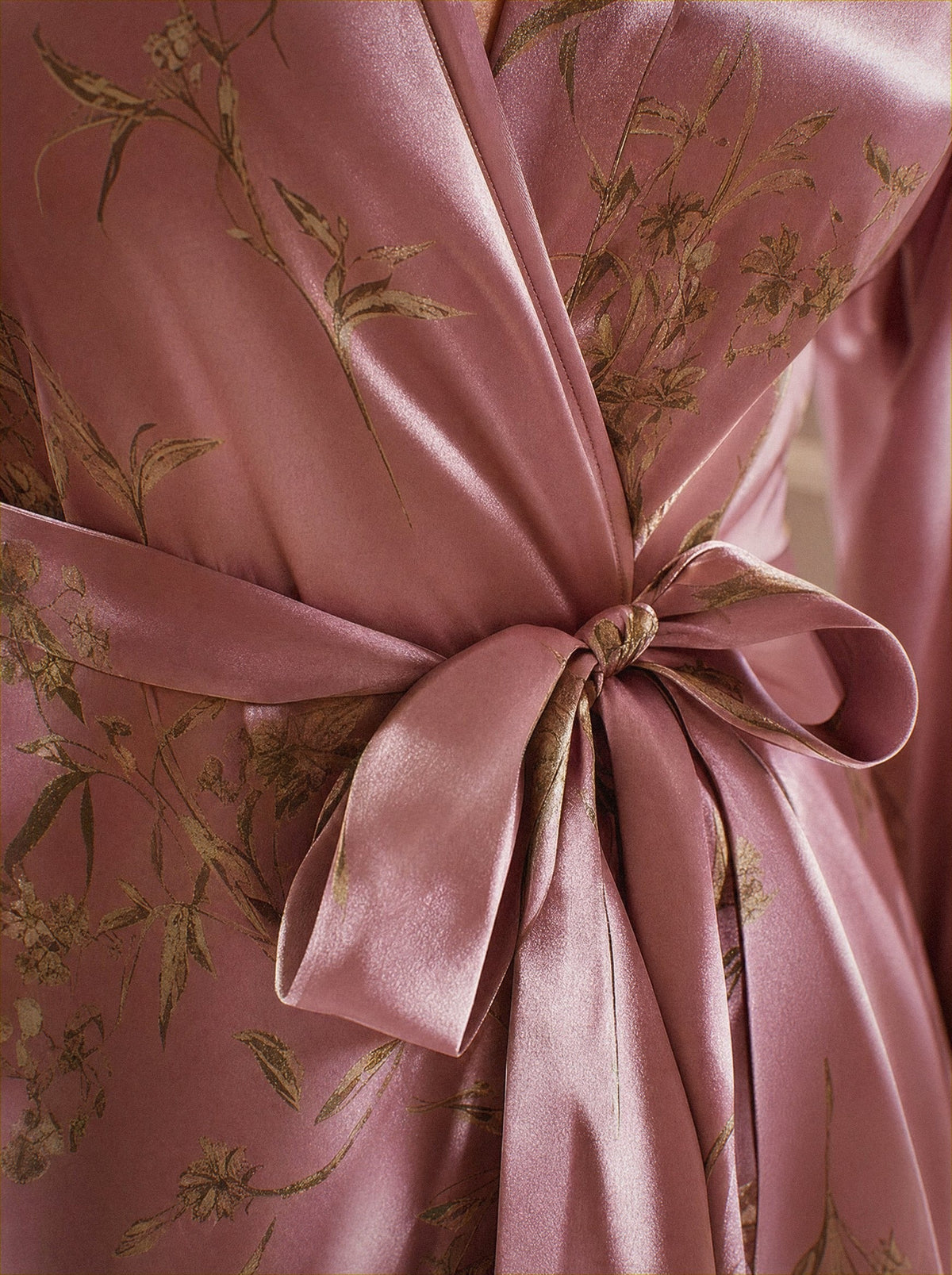 Bloomie Amoura Silk Robe